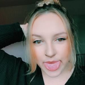 Meet your Posher, Alyssia